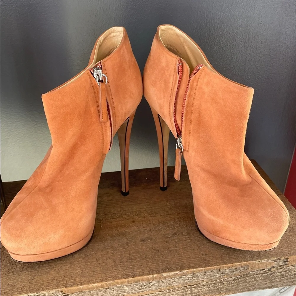 Giuseppe Zanotti High Heel Ankle Boots. Peach 🍑 size 37.5 37 1/2